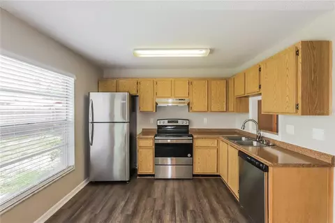 Kitchen - 1002 Pinehaven Ct, Brandon, FL 33511 photo 1 of 3