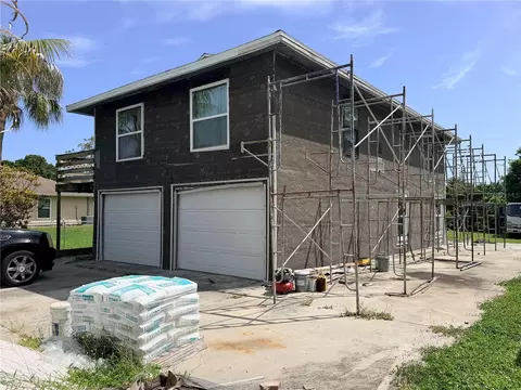 Exterior - 125 4th St, Naples, FL 34113 photo 4 of 12