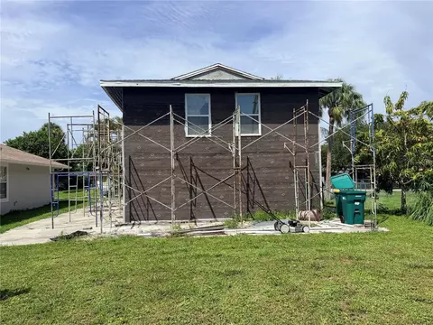 Exterior - 125 4th St, Naples, FL 34113 photo 6 of 12
