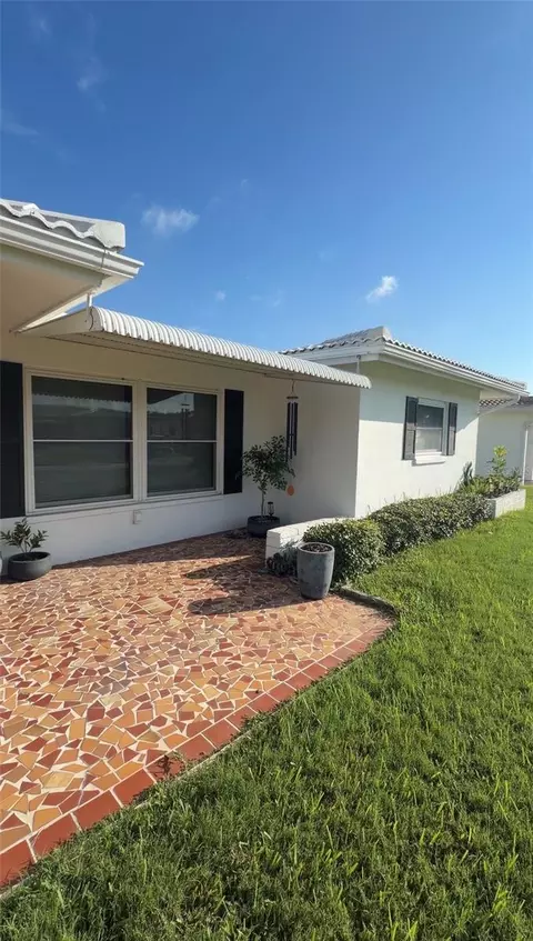 3565 100th Ter N #4, Pinellas Park, FL 33782