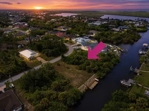 17394 Bayharbor Cir, Port Charlotte, FL 33948