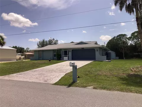185 Champion St, Port Charlotte, FL 33953