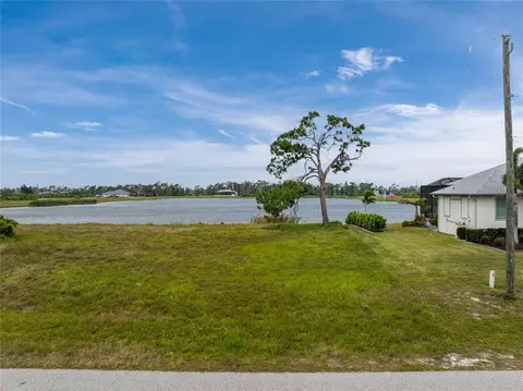 70 Brig Cir E, Placida, FL 33946 photo 4