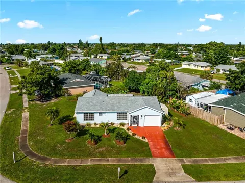 119 Oldenburgh Ct NE, Port Charlotte, FL 33952
