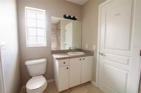 Bath - 1204 E Gibson St, Arcadia, FL 34266 photo 2 of 3