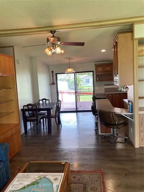 Dining - 1038 20th St, Okeechobee, FL 34974 photo 2 of 2