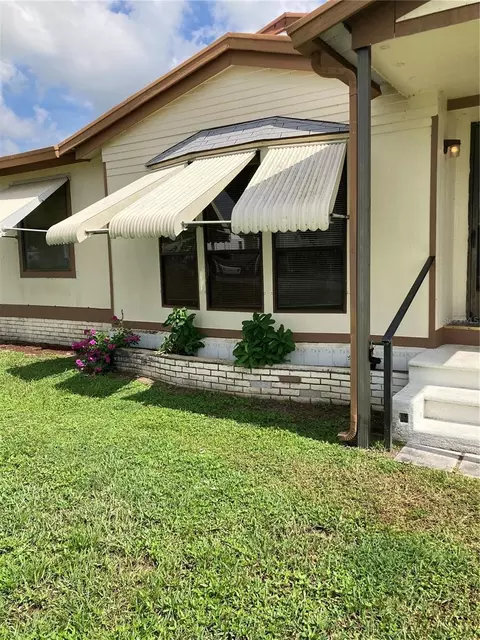 Exterior - 1038 20th St, Okeechobee, FL 34974 photo 2 of 8