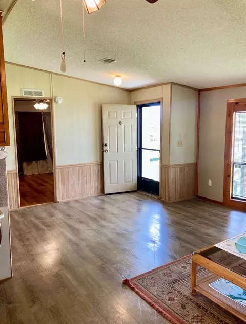 Entry Way - 1038 20th St, Okeechobee, FL 34974 photo 1 of 2