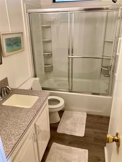 Bath - 1038 20th St, Okeechobee, FL 34974 photo 3 of 3