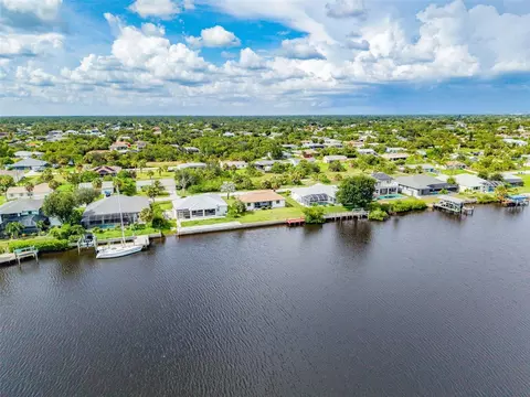 18422 Arapahoe Cir, Port Charlotte, FL 33948