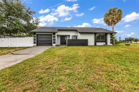 975 Baer Ave NW, Port Charlotte, FL 33948