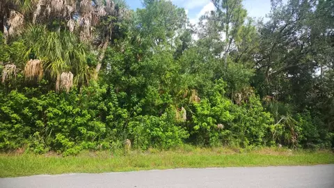 68 Ellington St, Port Charlotte, FL 33953