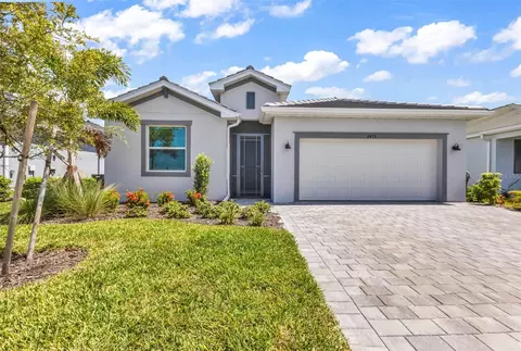 8472 Shore Lake Dr, Englewood, FL 34224