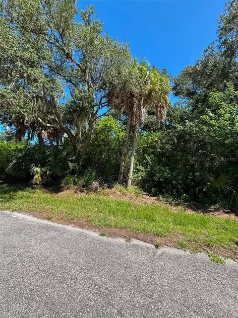 18016 Wing Ave, Port Charlotte, FL 33948