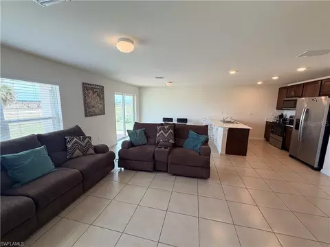 Living - Undisclosed, Labelle, FL 33935 photo 2 of 2