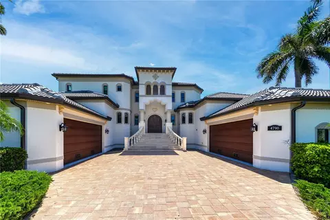 4790 Harbor Point Ct, Port Charlotte, FL 33952