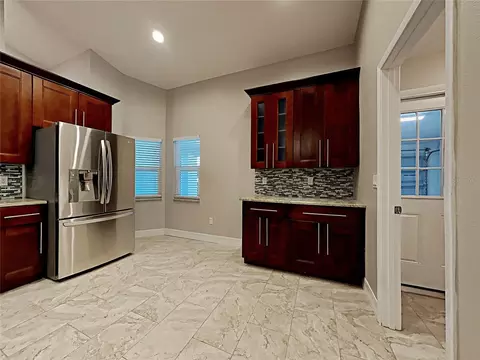 Kitchen - 1237 Barmere Ln, Brandon, FL 33511 photo 1 of 3