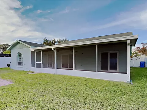Exterior - 1237 Barmere Ln, Brandon, FL 33511 photo 4 of 4