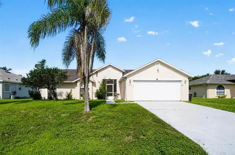 1632 Cains Ave NW, Palm Bay, FL 32907