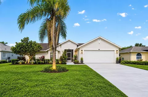 1632 Cains Ave NW, Palm Bay, FL 32907