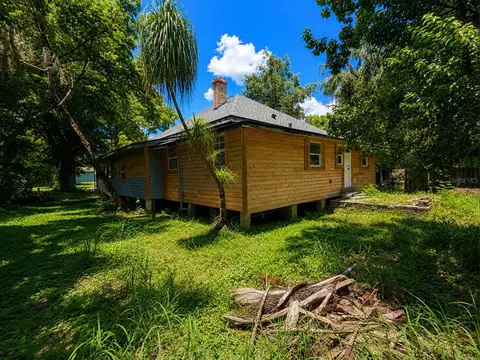 Exterior - 204 N Monroe Ave, Arcadia, FL 34266 photo 6 of 7