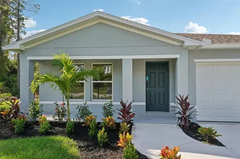Exterior - 34030 Long Cir, Webster, FL 33597 photo 7 of 8