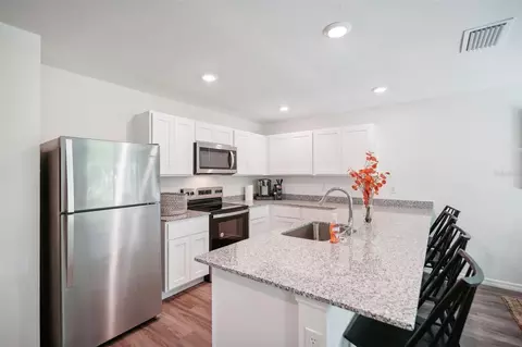 Kitchen - 34030 Long Cir, Webster, FL 33597 photo 1 of 4