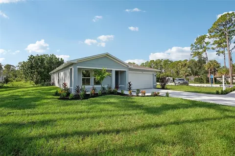 Exterior - 34030 Long Cir, Webster, FL 33597 photo 5 of 8