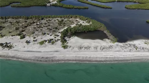 View/Area - 625 E Baffin Dr, Venice, FL 34293 photo 13 of 17