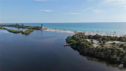 View/Area - 625 E Baffin Dr, Venice, FL 34293 photo 10 of 17