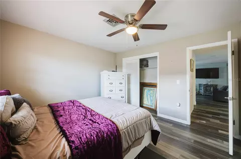 Bedroom - 625 E Baffin Dr, Venice, FL 34293 photo 4 of 6