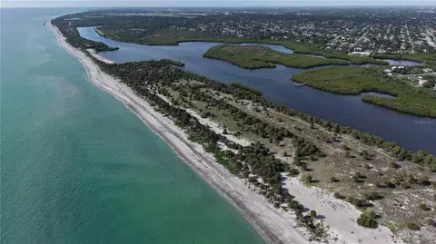 View/Area - 625 E Baffin Dr, Venice, FL 34293 photo 15 of 17