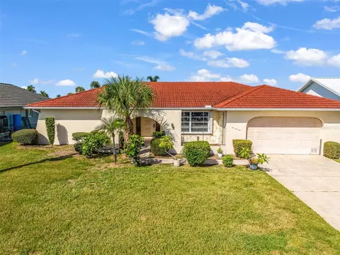 113 Hibiscus Dr, Punta Gorda, FL 33950