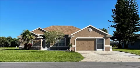 511 Rotonda Cir, Rotonda West, FL 33947