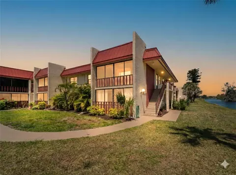 72 Boundary Blvd #226, Rotonda West, FL 33947