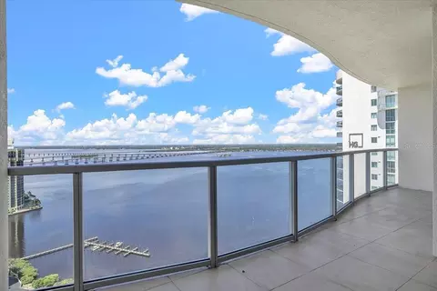 3000 Oasis Grand Blvd #2802, Fort Myers, FL 33916
