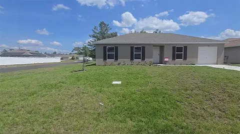 100 Willow Dr, Poinciana, FL 34759