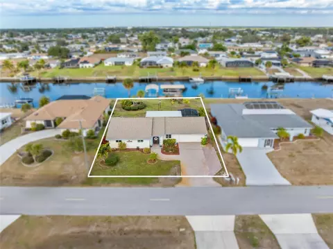 774 Spring Lake Blvd NW, Port Charlotte, FL 33952