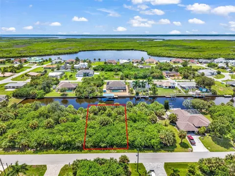 17157 Canary Ln, Port Charlotte, FL 33948