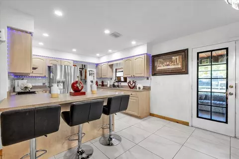 Kitchen - 4875 SE Apache Dr, Arcadia, FL 34266 photo 1 of 6