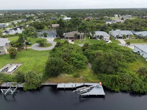 17317 Foremost Ln, Port Charlotte, FL 33948