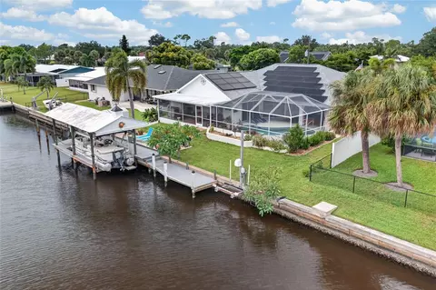 18345 Hottelet Cir, Port Charlotte, FL 33948