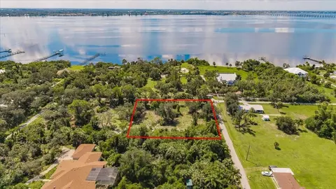 133 Coconut St, Port Charlotte, FL 33980