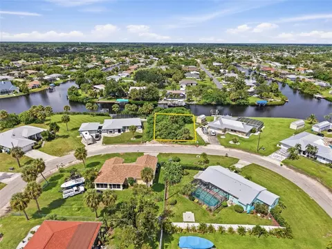 4598 Herman Cir, Port Charlotte, FL 33948