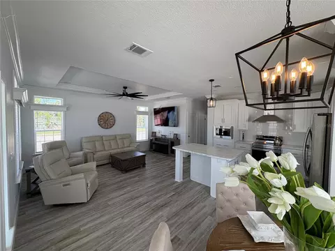 64 5th St, Bradenton, FL 34210 photo 6