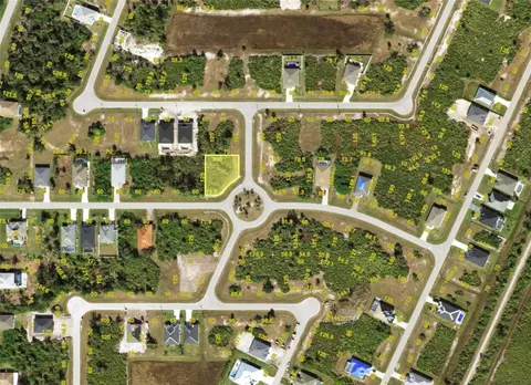 438 Albatross Rd, Rotonda West, FL 33947