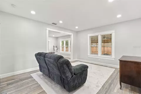 Living - 318 N Monroe Ave, Arcadia, FL 34266 photo 1 of 2