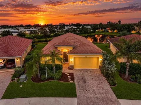8938 Peregrine Way, North Port, FL 34287