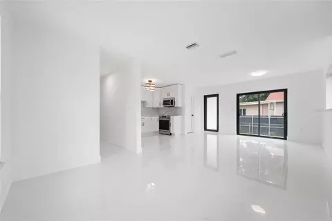 Living - Undisclosed, Miami, FL 33129 photo 1 of 7