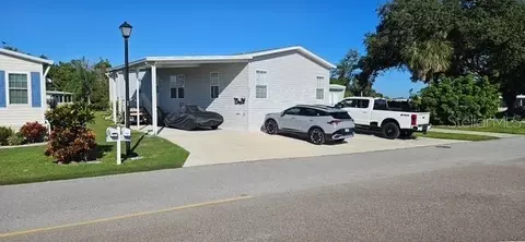 5652 Holiday Park Blvd, North Port, FL 34287